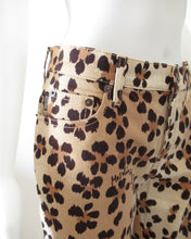 Load image into Gallery viewer, Pantaloni leopardo MOSCHINO
