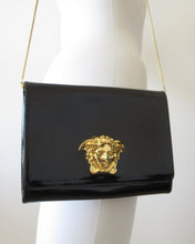 Load image into Gallery viewer, Pochette nera VERSACE
