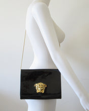 Load image into Gallery viewer, Pochette nera VERSACE
