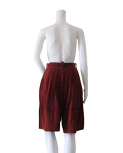 Load image into Gallery viewer, Pantalone 3/4 suede GIANNI VERSACE
