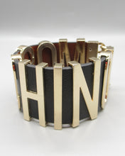 Load image into Gallery viewer, Bracciale logo MOSCHINO
