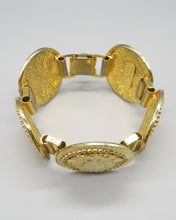 Load image into Gallery viewer, Bracciale oro GIANNI VERSACE
